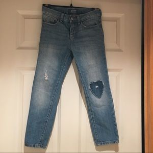 Old Navy Distressed Boyfriend Skinny Jeans